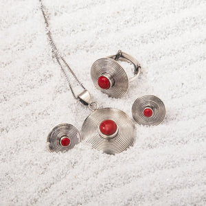 Debunking Myths About 925 Silver with Noorish Jewellery