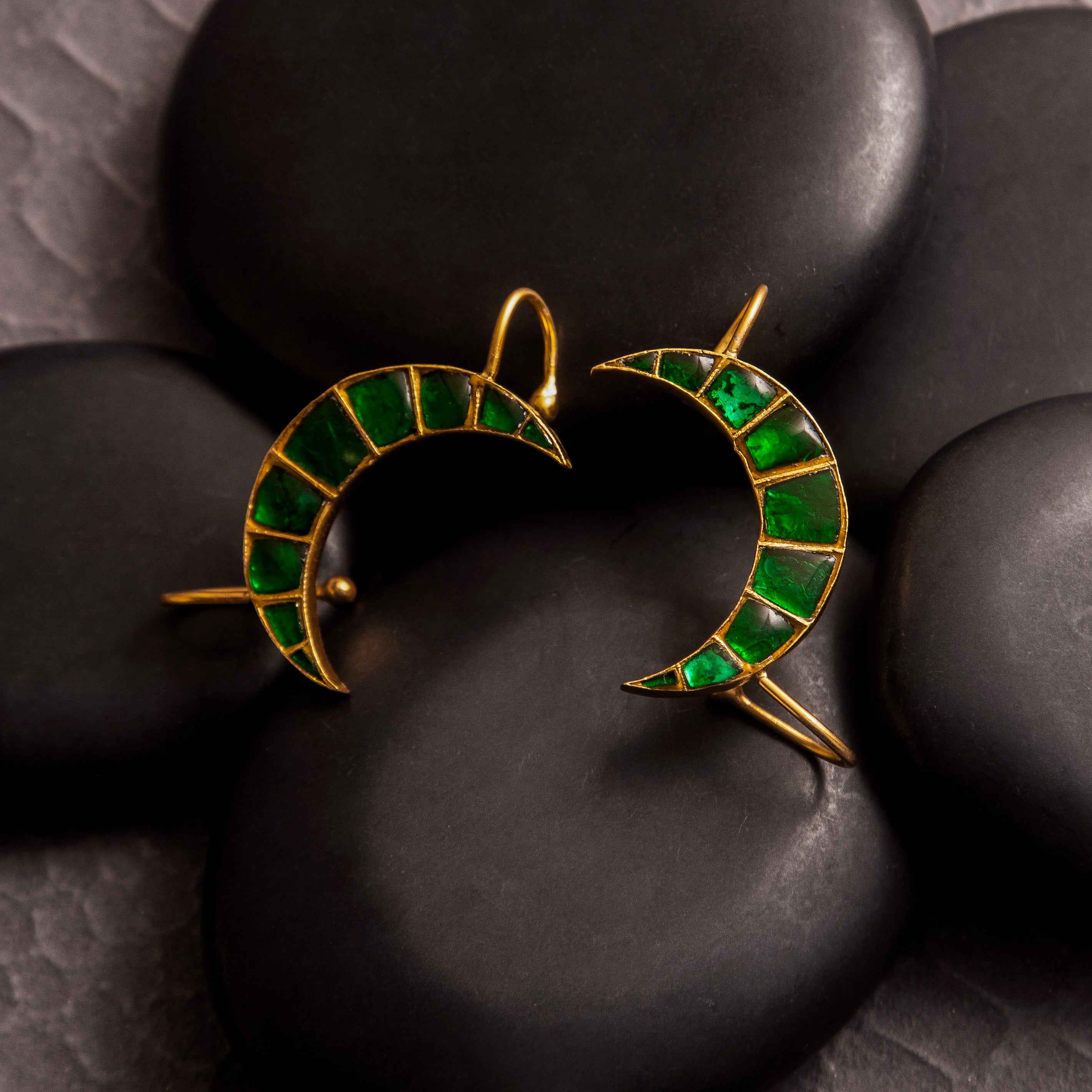 Emerald Kundan Moon 925 Silver Ear Cuff