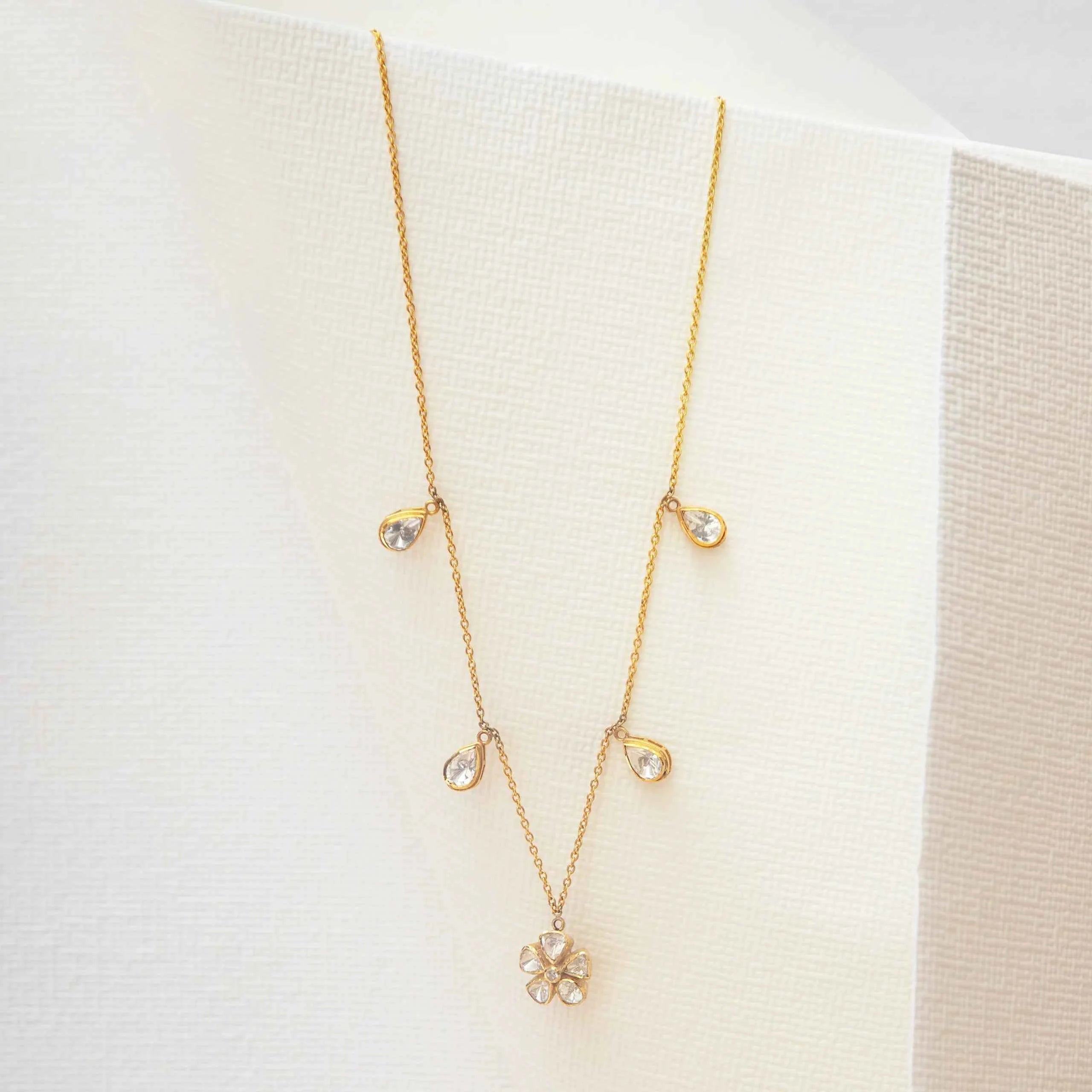 Floral Charm Teardrop 925 Silver Necklace
