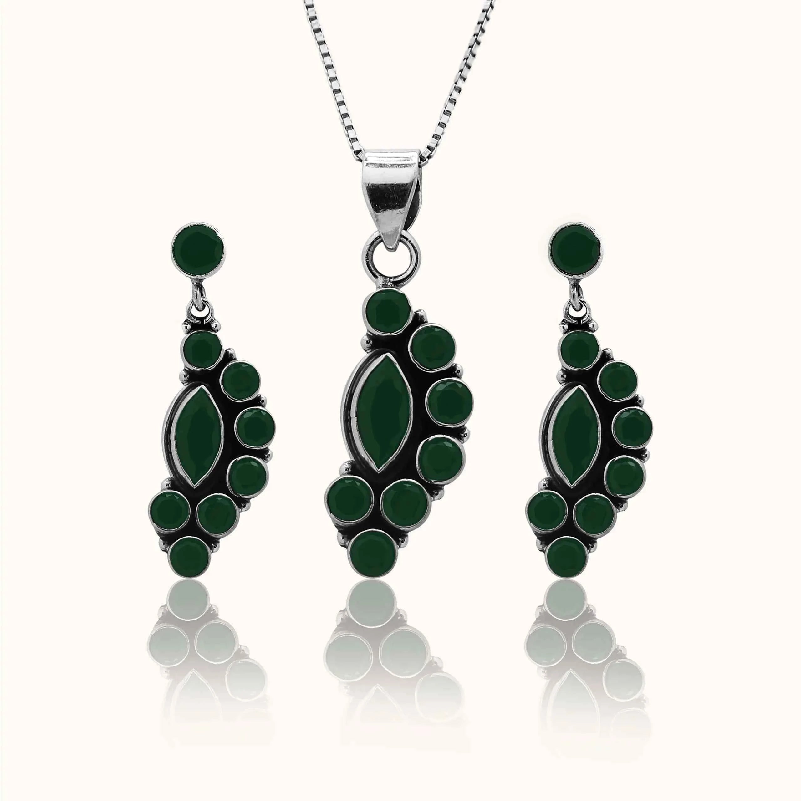 Emerald Drop 925 Silver Pendant Set